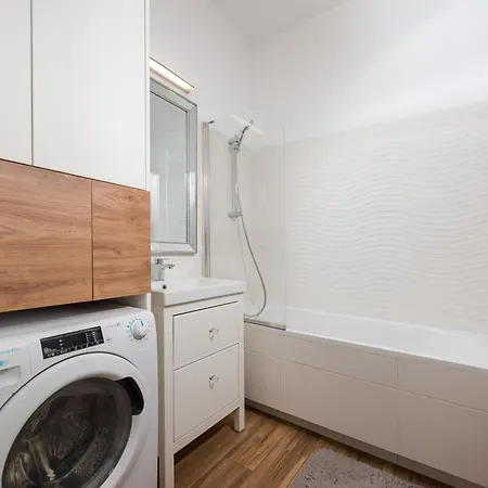 Pieskowa Skala 13 By Bookinghost Apartman *